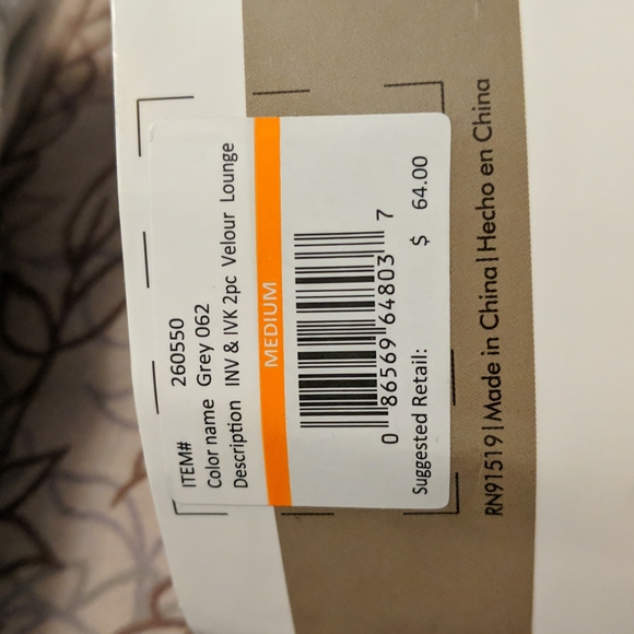 2 piece velour lounge set - Picture 14 of 14